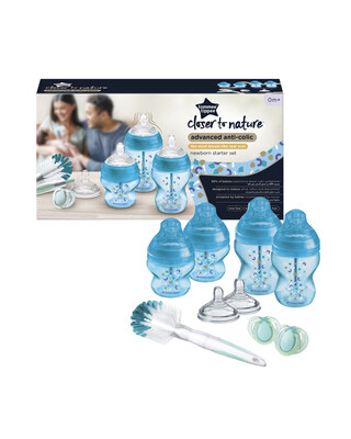 Tommee Tippee Advanced Anti-Colic Newborn Baby Bottle Starter Kit, Slow-Flow Teats, Blue